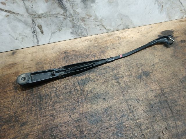 bontott VW TOUAREG Jobb első Ablaktörlő Kar