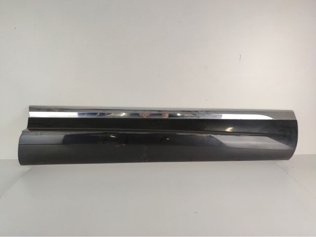 bontott VW TOUAREG Jobb első Ajtó Díszléc