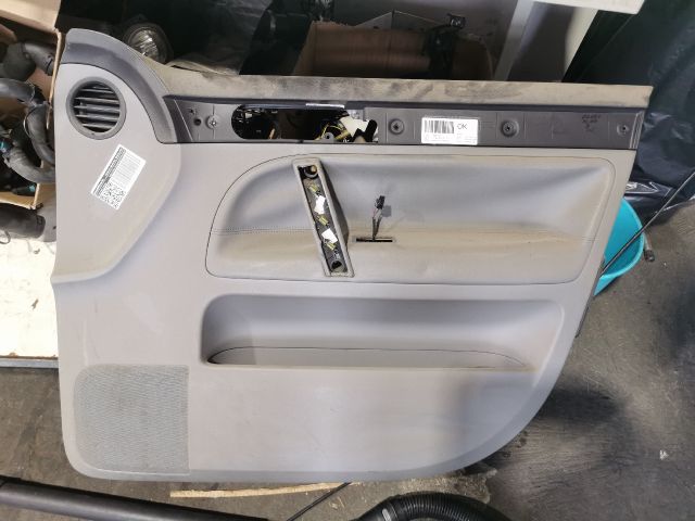 bontott VW TOUAREG Jobb első Ajtó Kárpit