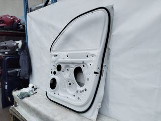 bontott VW TOUAREG Jobb első Ajtó (Üres lemez)