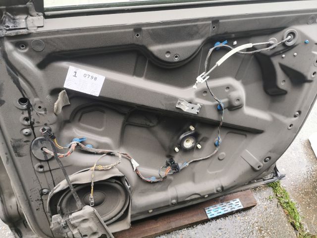 bontott VW TOUAREG Jobb első Ajtó (Üres lemez)