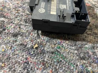 bontott VW TOUAREG Jobb első Ajtó Vezérlőegység