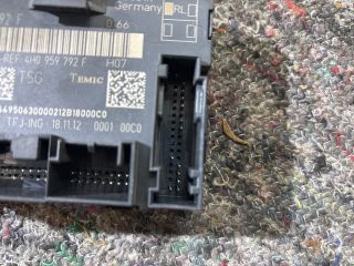 bontott VW TOUAREG Jobb első Ajtó Vezérlőegység