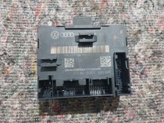 bontott VW TOUAREG Jobb első Ajtó Vezérlőegység