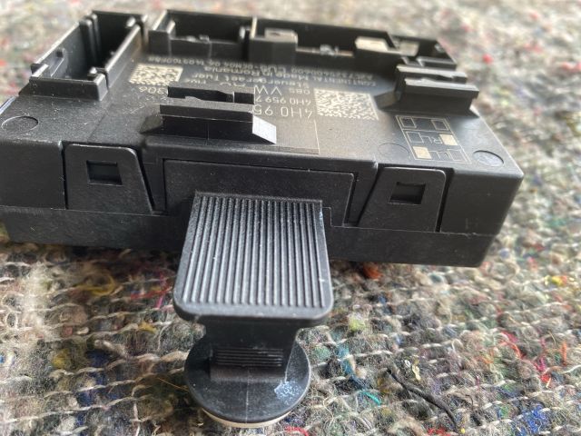 bontott VW TOUAREG Jobb első Ajtó Vezérlőegység