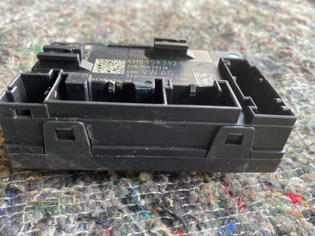 bontott VW TOUAREG Jobb első Ajtó Vezérlőegység