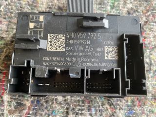 bontott VW TOUAREG Jobb első Ajtó Vezérlőegység