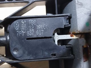 bontott VW TOUAREG Jobb első Ajtózár Motor