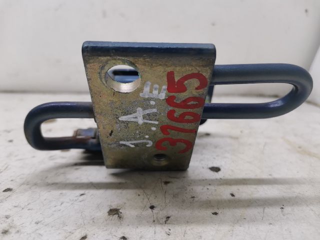 bontott VW TOUAREG Jobb első Alsó Zsanér