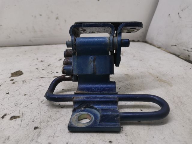 bontott VW TOUAREG Jobb első Alsó Zsanér