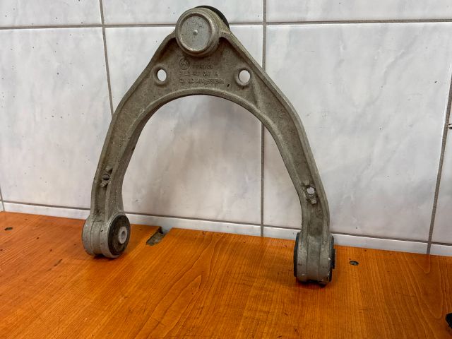 bontott VW TOUAREG Jobb első Felső Lengőkar