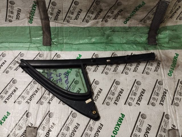 bontott VW TOUAREG Jobb első Fixüveg (Ajtóban)