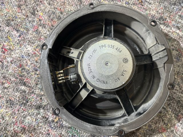 bontott VW TOUAREG Jobb első Hangszóró