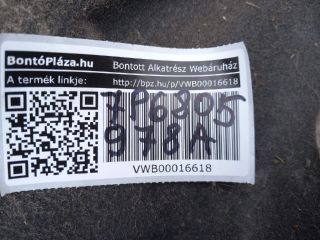 bontott VW TOUAREG Jobb első Hátsó Dobbetét (Kerékjárati, Műanyag)