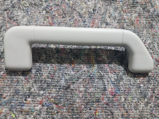 bontott VW TOUAREG Jobb első Kapaszkodó (Felső)