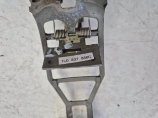 bontott VW TOUAREG Jobb első Külső Kilincsfészek