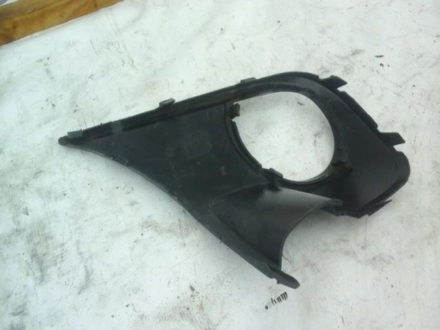 bontott VW TOUAREG Jobb első Lökhárító Vakborítás