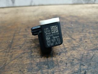 bontott VW TOUAREG Jobb első Oldal Ütközés Érzékelő