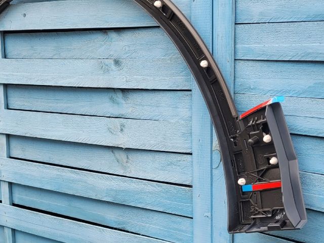 bontott VW TOUAREG Jobb első Sárvédő Szélesítő