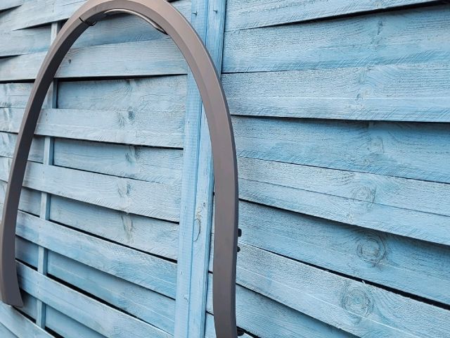 bontott VW TOUAREG Jobb első Sárvédő Szélesítő