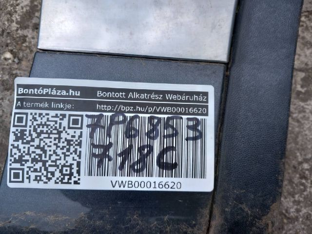 bontott VW TOUAREG Jobb első Sárvédő Szélesítő