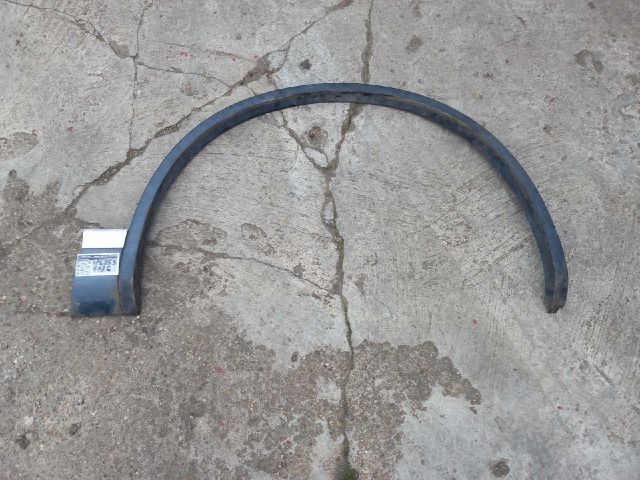 bontott VW TOUAREG Jobb első Sárvédő Szélesítő