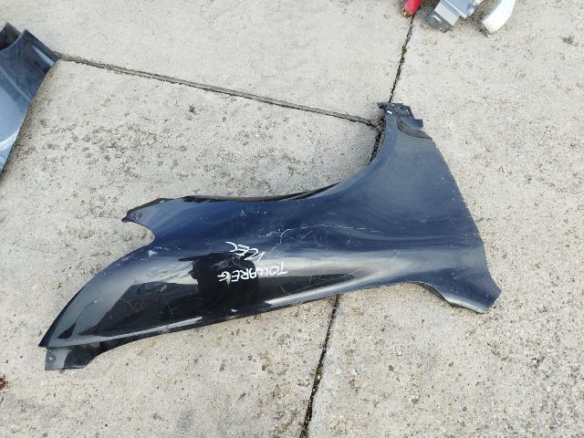 bontott VW TOUAREG Jobb első Sárvédő