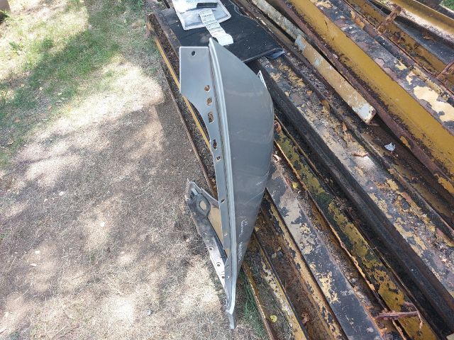 bontott VW TOUAREG Jobb első Sárvédő