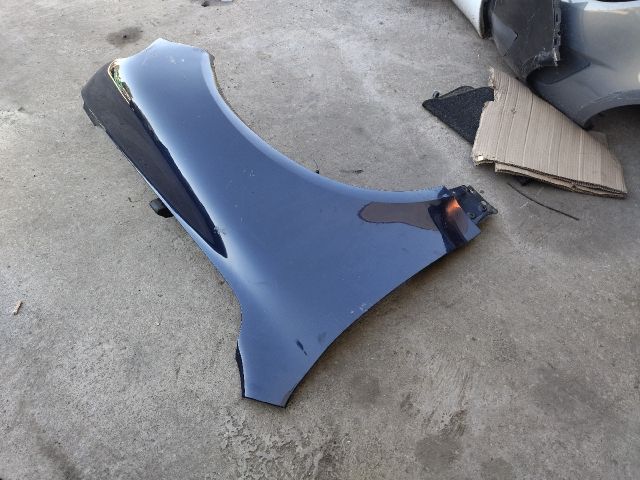 bontott VW TOUAREG Jobb első Sárvédő