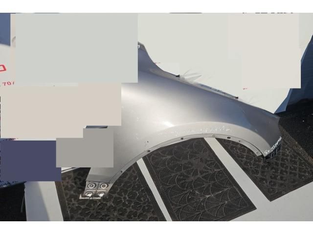 bontott VW TOUAREG Jobb első Sárvédő