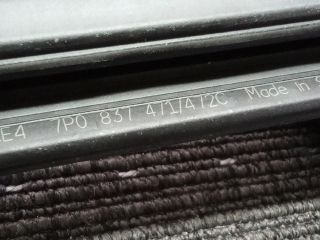 bontott VW TOUAREG Jobb első Vízlehúzó Gumicsík