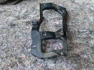 bontott VW TOUAREG Jobb Fényszóró Tartó