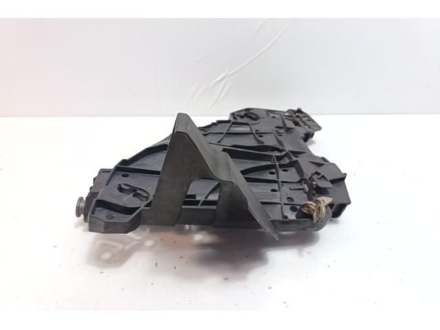 bontott VW TOUAREG Jobb Fényszóró Tartó