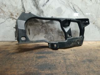 bontott VW TOUAREG Jobb Fényszóró Tartó