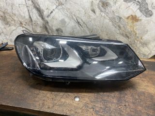 bontott VW TOUAREG Jobb Fényszóró