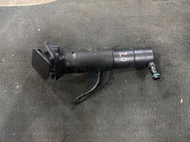 bontott VW TOUAREG Jobb Fényszórómosó Fúvóka