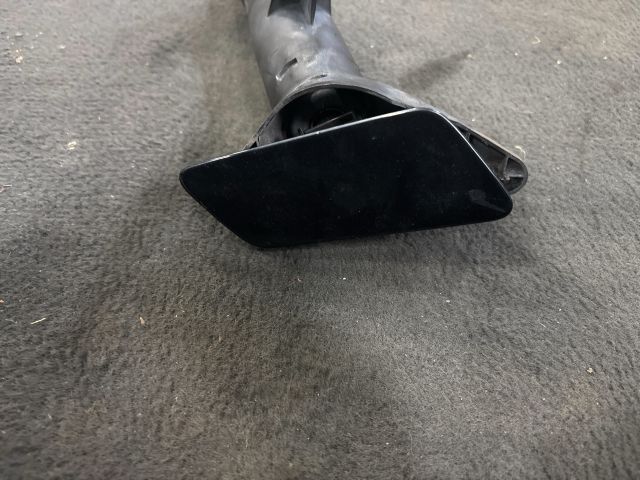 bontott VW TOUAREG Jobb Fényszórómosó Fúvóka