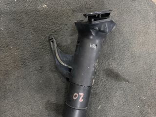 bontott VW TOUAREG Jobb Fényszórómosó Fúvóka