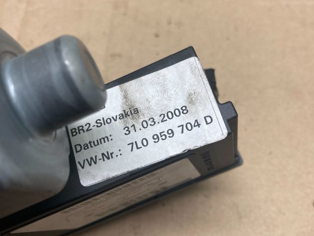 bontott VW TOUAREG Jobb hátsó Ablakemelő Motor