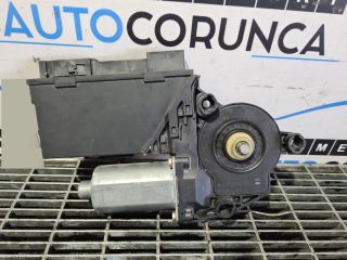 bontott VW TOUAREG Jobb hátsó Ablakemelő Szerkezet (Elektromos)