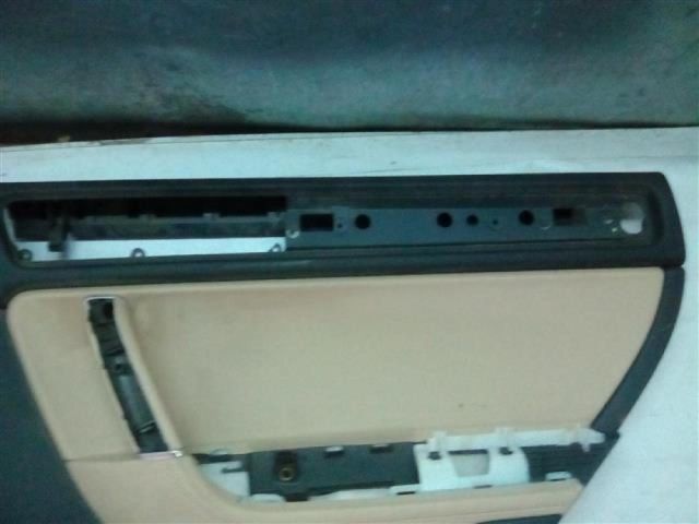 bontott VW TOUAREG Jobb hátsó Ajtó Kárpit