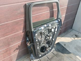 bontott VW TOUAREG Jobb hátsó Ajtó (Részeivel)