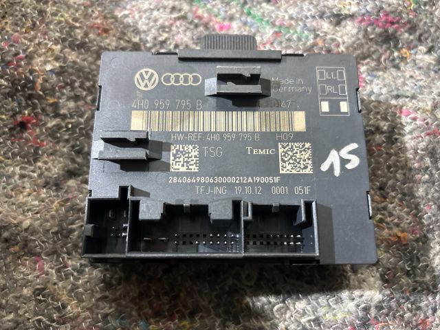 bontott VW TOUAREG Jobb hátsó Ajtó Vezérlőegység