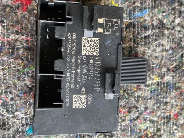 bontott VW TOUAREG Jobb hátsó Ajtó Vezérlőegység