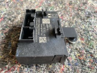 bontott VW TOUAREG Jobb hátsó Ajtó Vezérlőegység