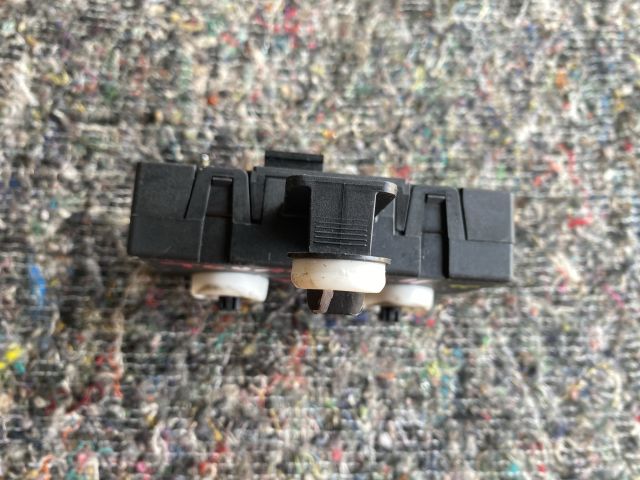 bontott VW TOUAREG Jobb hátsó Ajtó Vezérlőegység