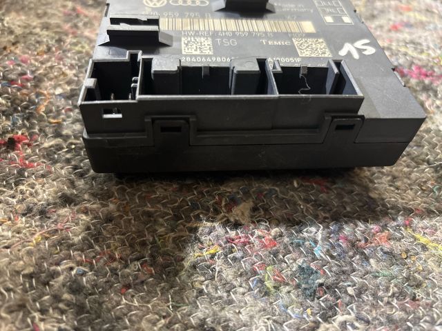 bontott VW TOUAREG Jobb hátsó Ajtó Vezérlőegység