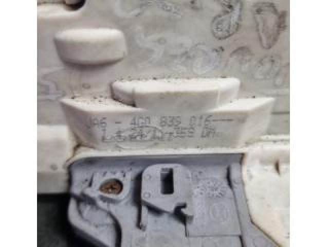 bontott VW TOUAREG Jobb hátsó Ajtózár