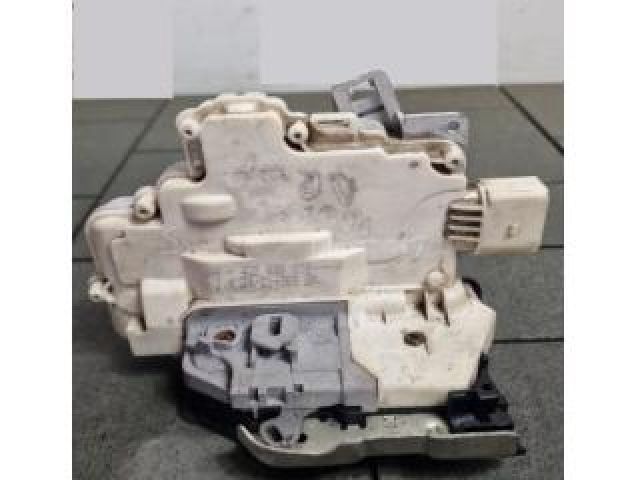 bontott VW TOUAREG Jobb hátsó Ajtózár