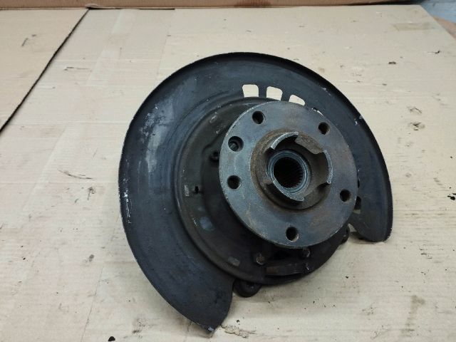 bontott VW TOUAREG Jobb hátsó Csonkállvány Kerékaggyal